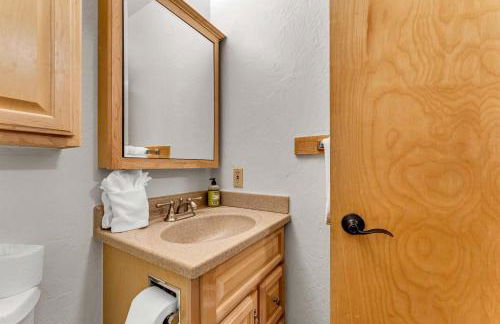 Cozy Mountain Retreat in Truckee Near Northstar - Foto 14