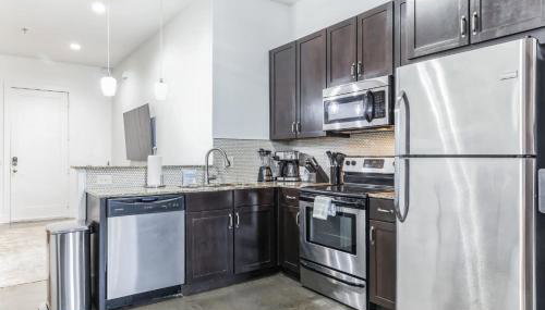 Chic and Modern West End Living - Foto 3