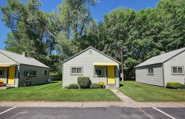 Idle A While Cabins - Photo 3