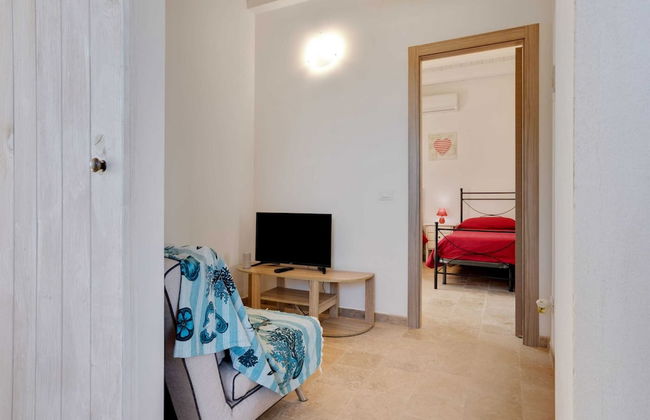 Belvilla by OYO Comfy Villa in Noto With Garden - Photo 15