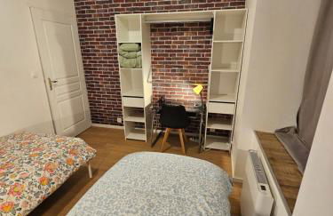 T3 entier confortable Centre historique de Montluçon Gare à 10 min à pied 6 personnes - Foto 7