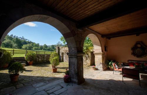 Palacio de Hualle - Photo 8
