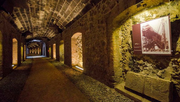 Museu do Túnel de Descarregamento do Cais de El Hornillo