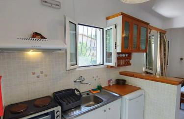 Villa Eleni (Studio 2) Fully equiped, near the sea - Foto 6