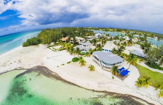 The Cottage at Rum Point - Private Getaway - Photo 11