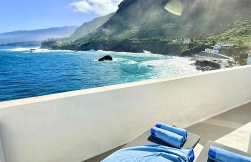 Casa Riva, Villa with Pool overlooking the Sea - Foto 8