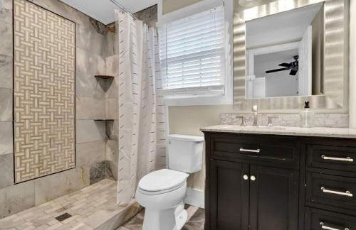 Sleek 5BR Buckhead HomeModern,Spacious & Central - Foto 26