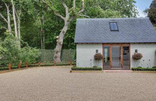 Beech Cottage - one bedroom retreat with hot tub - Foto 8