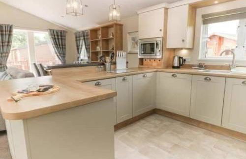 Little Gem Lodge with Hot Tub - Foto 4