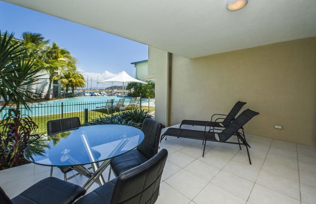 Blue on Blue Apartment 813 - Photo 9