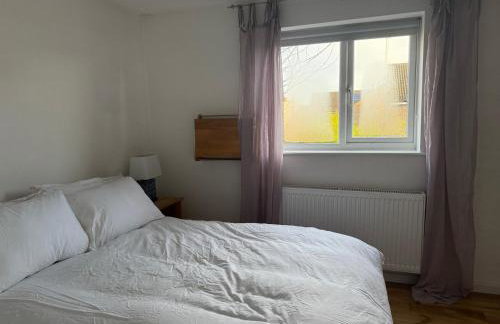 Entire House with Garden and Office - Foto 7