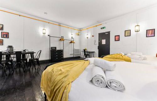 Trendy and Eccentric Flat in Hackney - Foto 17