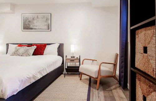 Fantastic Falls Church HomeBase for DC area travel - Foto 14