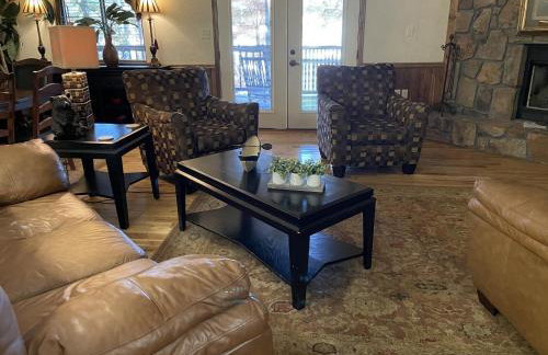 C24, Three bedroom, three bath log-sided, luxury Harbor North cottage with hot tub cottage - Foto 3