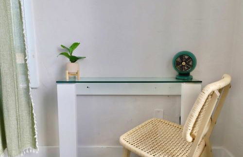 South Beach Suite in South of Fifth Neighborhood Across from Miami's Best Beach - Foto 8