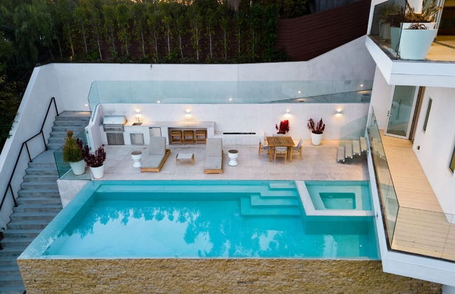 Beverly Grove - Photo 20