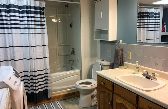 TO Stays - Waterfront Lake House Retreat - Photo 13