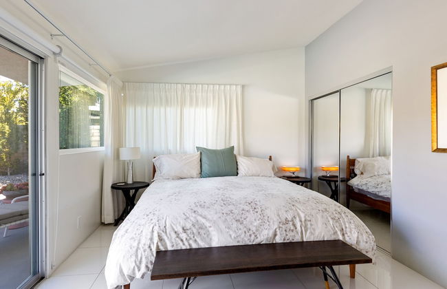 Sunny Park - Photo 2