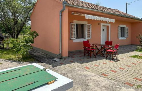 1 Bedroom Cozy Home In Knin - Foto 7