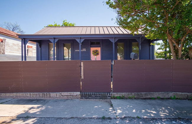 Stunning 3BR 2BA Haven in Downtown s Heart - Foto 5