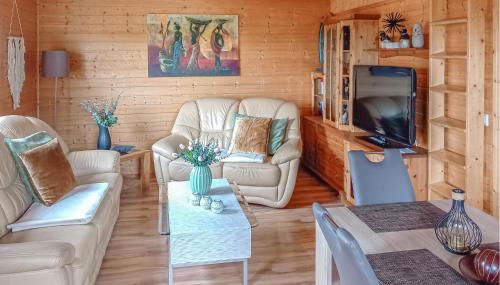 Schmuckes Holzhaus Im Grünen - Foto 4