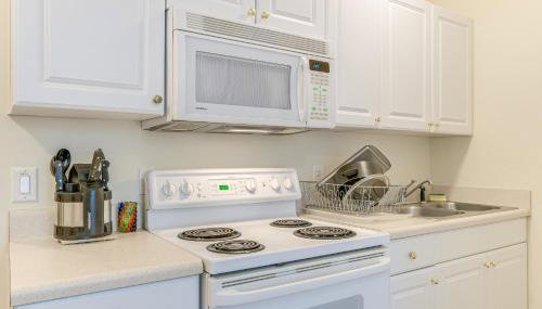 Hike, Golf and Boat Wake Forest Home with Yard - Foto 5