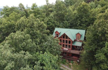 Majestic Manor - Peaceful Modern Cabin Retreat Near Watauga Lake - Photo 7