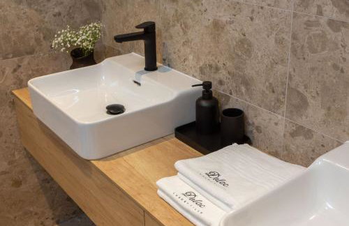 Luxury Villa Dolac near Split, airport, complete privacy, infinity heated pool - Photo 44