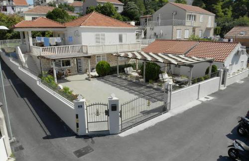 Apartments Marija Vukas - Photo 1