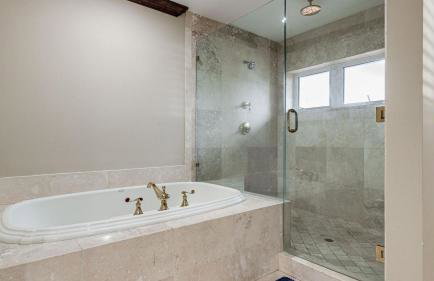 Coral Ridge Getaway by Avantstay Pool, Hot Tub, Billiards + 5mins to Beach! - Foto 44