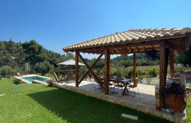 Paralia Homes cheerful 2 bedroom with pool, unit #1 - Foto 10