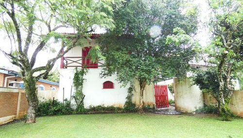 Casa com muito lazer a 100m da Praia de Guaeca SP - Foto 3, Garden, Garden view