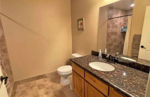 3-Bedroom Luxury Condo in the Heart of the City - Foto 17