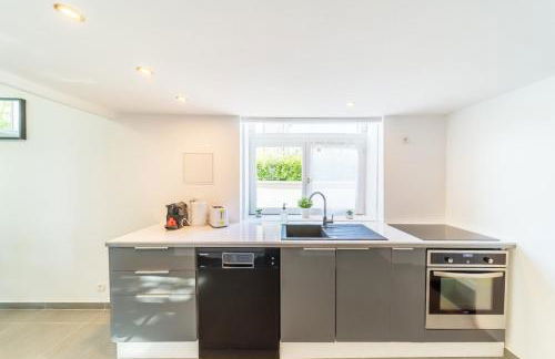 The charming Fleury 2 bedrooms Oullins - Foto 7