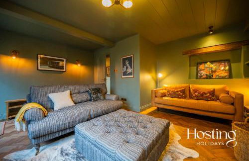 The Writers Retreat - Photo 34