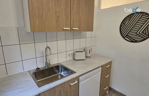 BEGE APARTMENTS WorkHaus - Photo 6