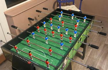 Dovetails, short drive from Alton Towers and Uttoxeter racecourse Games room with Wii and football table - Foto 5