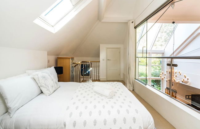 Unique 2 Bedroom Converted Artist's Studio - Foto 2