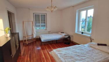 Schöne Wohnung mit 6 Einzelbetten, geeignet für Monteure - Foto 5