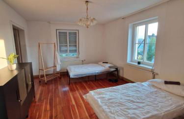 Schöne Wohnung mit 6 Einzelbetten, geeignet für Monteure - Foto 5