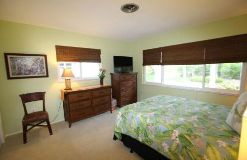 Tropical Beach House- 100 Steps to the Gulf! - Foto 24