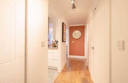 Cosy 1BR -Ascot Racecourse - Parking - By Tempstay - Foto 11