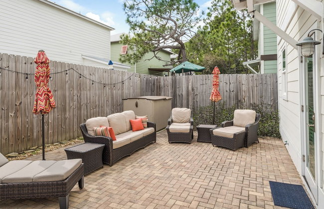 Beach Cottage w/ Backyard Oasis - Quiet Neighborhood in BMB - Foto 37