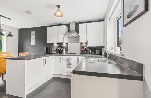 #16 Detached Stunning Lux 3 Bed home Parking NEC - Foto 13