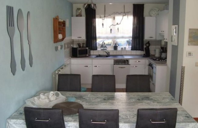 Bungalow in Breskens Near the Beach - Photo 8