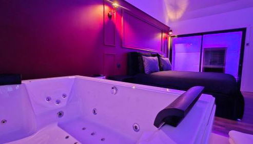 La suite Baroque jacuzzi au cœur du château de Boissettes - Foto 2