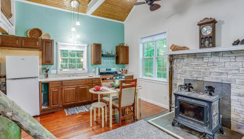 Secluded Vacation Rental Bordering Creek! - Foto 5