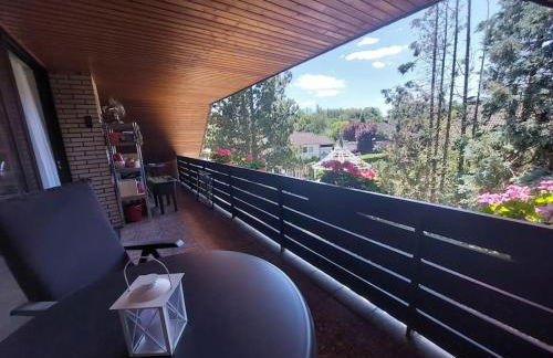 Große, helle Wohnung mit sonnigem Balkon - Photo 8