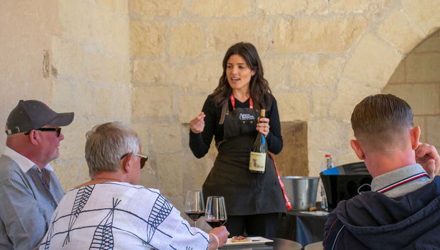 Degustación de vinos en el castillo de Santa Bárbara - Photo 2