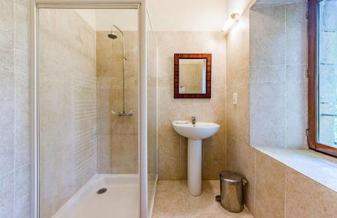 Gorgeous Home In Caylus - Foto 31